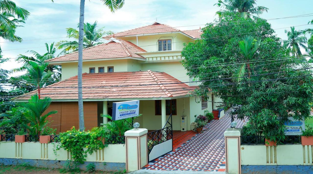 La Exotica Hotel Varkala Exterior photo